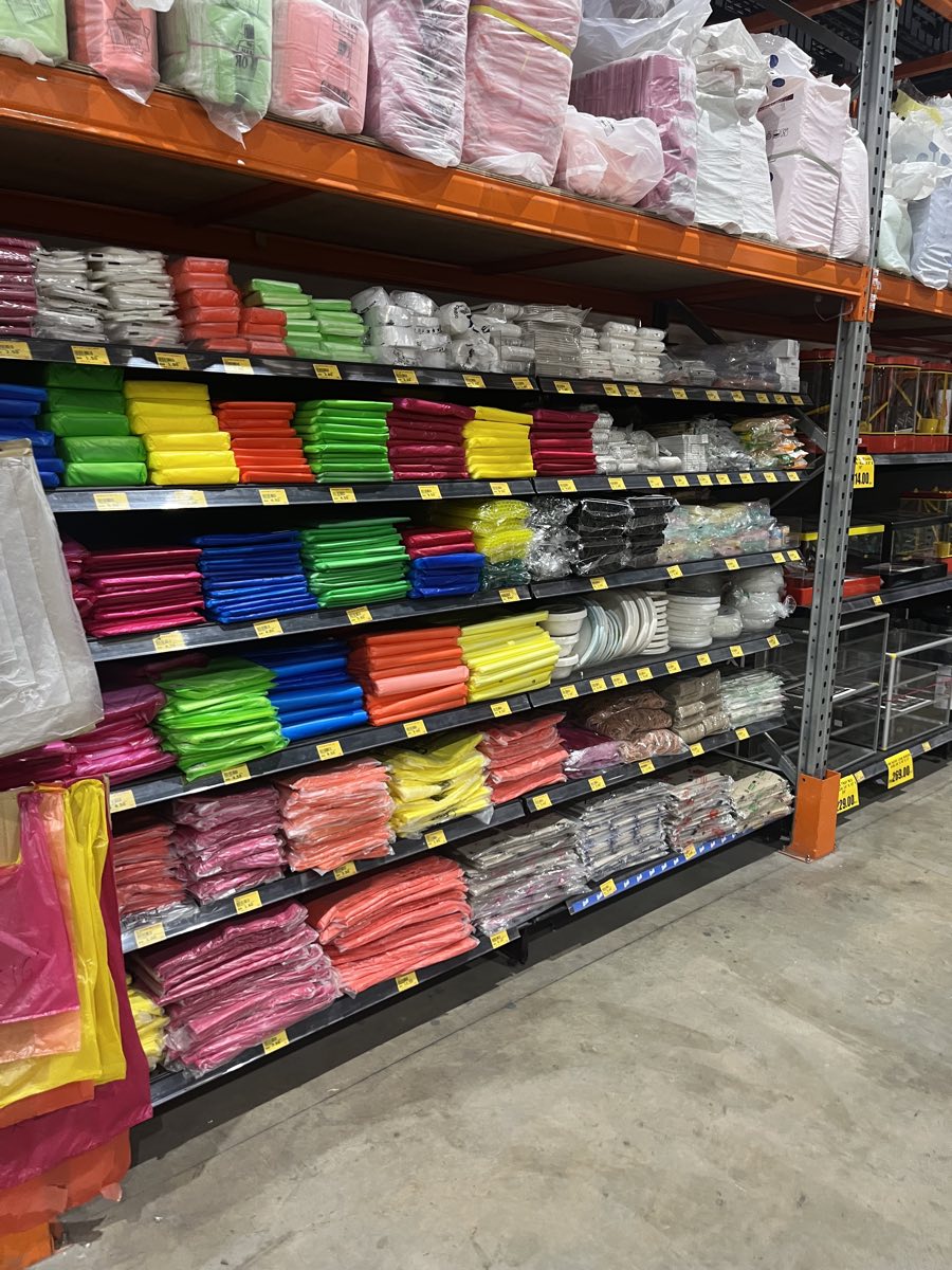 Food packaging wholesale — containers, bags, cups, cutlery