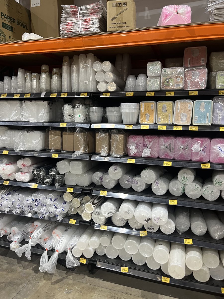 Takeaway containers, microwavable food containers and lunch boxes wholesale Malaysia